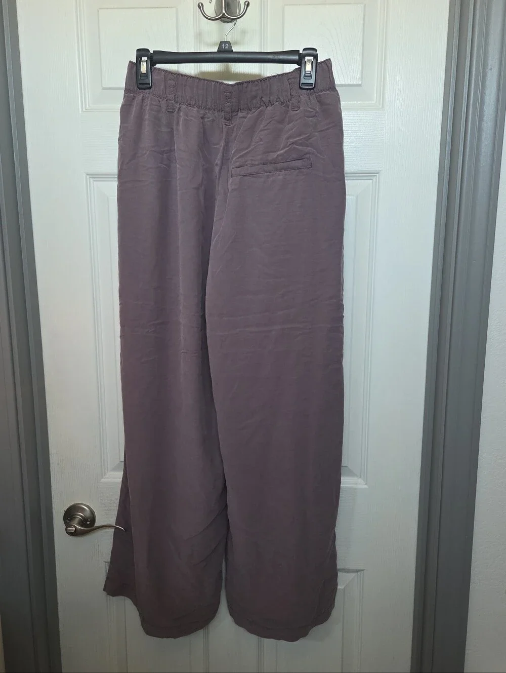 Free People Wide-Leg Pleated Trousers in  Mauve Size Small Contemporary Y2K